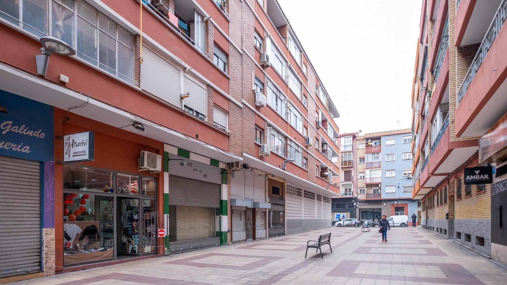 localcomecial elche9 4